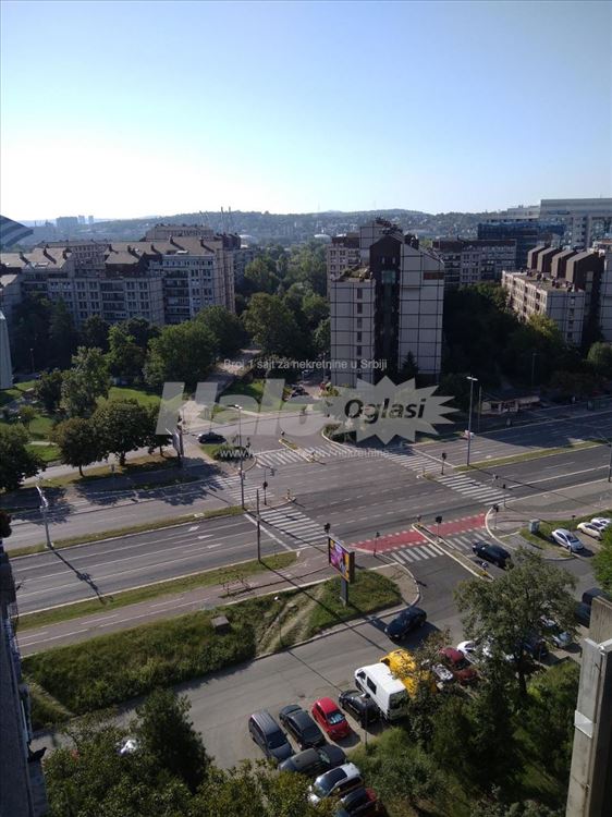 Blok 23, 43m2, 1,5, kod Sava centra — 13