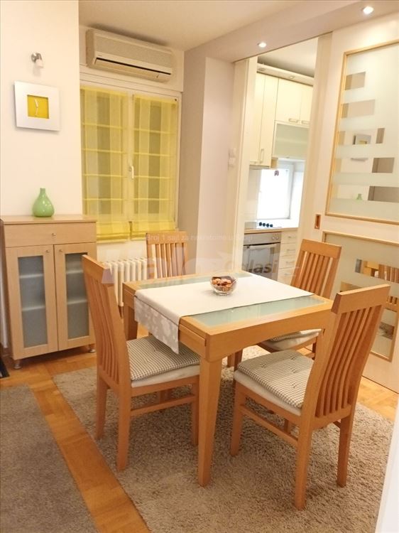 Blok 23, LUX renoviran, namešten, odmah useljiv — 8
