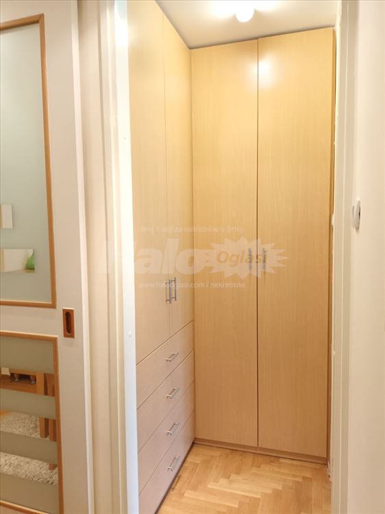 Blok 23, LUX renoviran, namešten, odmah useljiv — 11