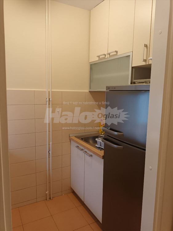 Blok 23, LUX renoviran, namešten, odmah useljiv — 13
