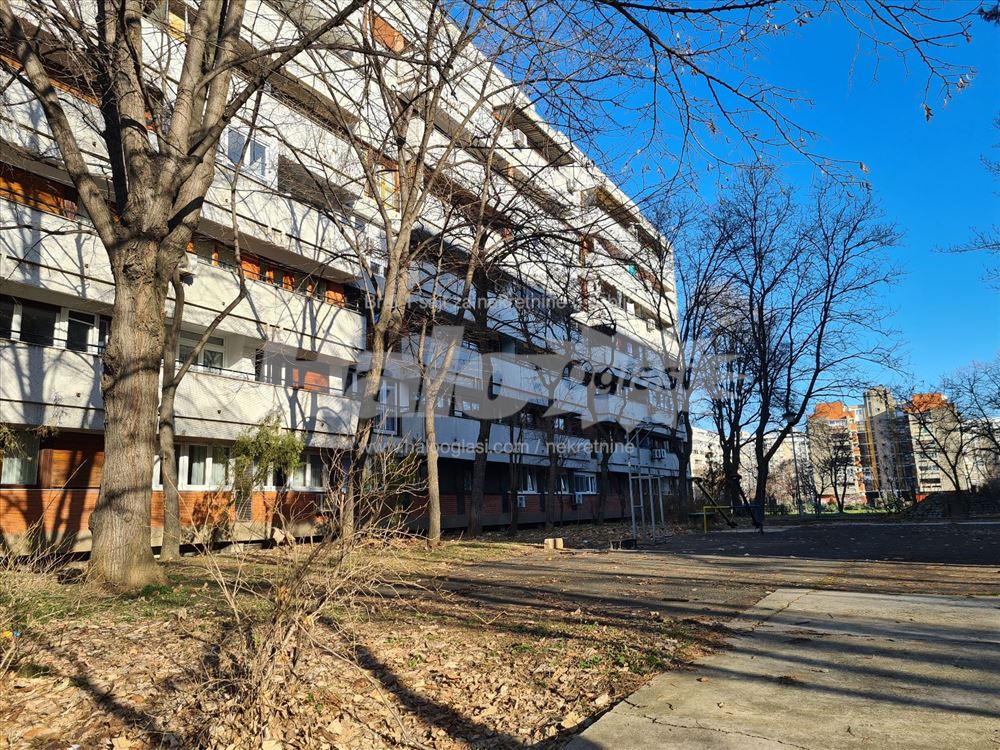 Blok 29, Novi Beograd, odlicna lokacija, namesten — 3