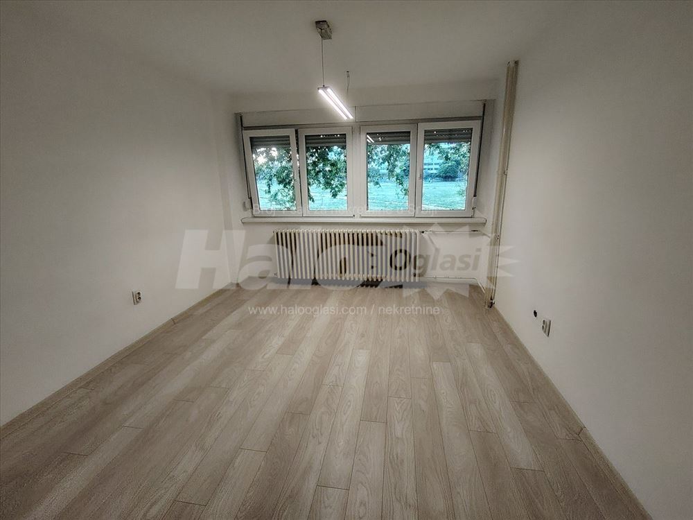 BLOK 29 - Poslovni prostor 60m2, poseban ulaz — 4