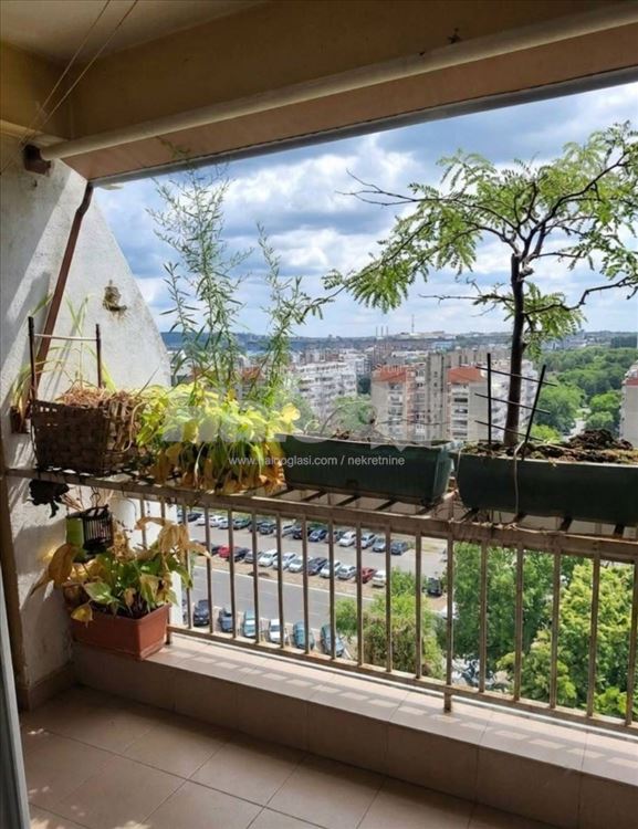 Blok 30 | 64 m² | Dvosoban stan | Odlična lokacija — 3