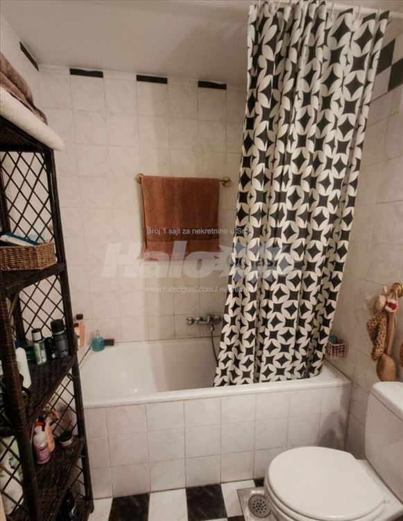 Blok 30 | 64 m² | Dvosoban stan | Odlična lokacija — 7