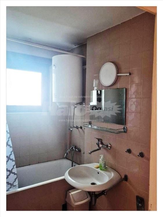 Blok 34, Bulevar Zorana Đinđića, Carina, Studenjak — 7