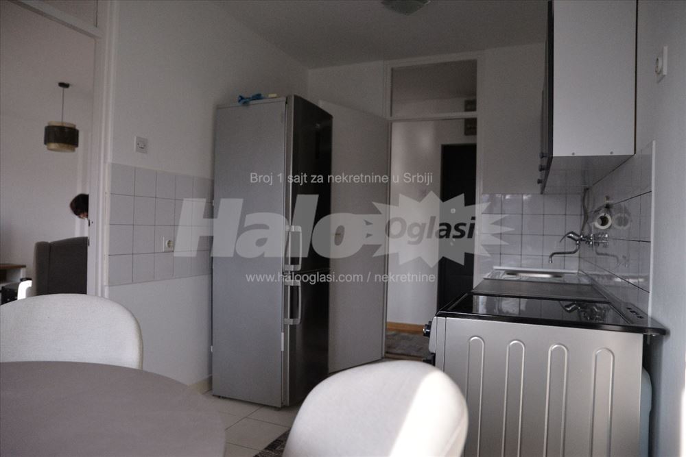 Blok 34 (studenjak), dvosoban, renoviran i svetao — 7