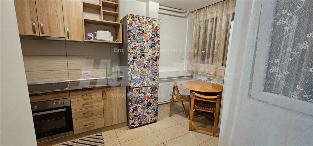 Blok 37, namešten komforan 3.0 stan, renoviran — 3