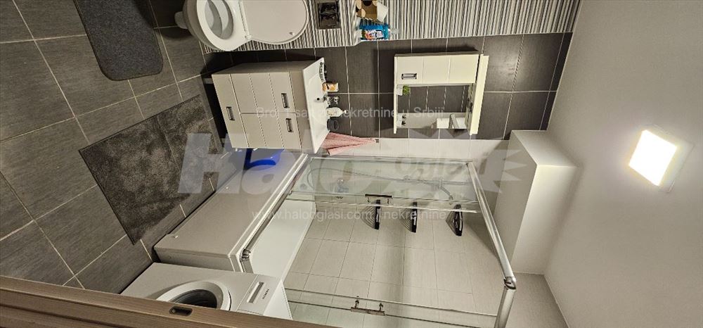 Blok 37, namešten komforan 3.0 stan, renoviran — 12