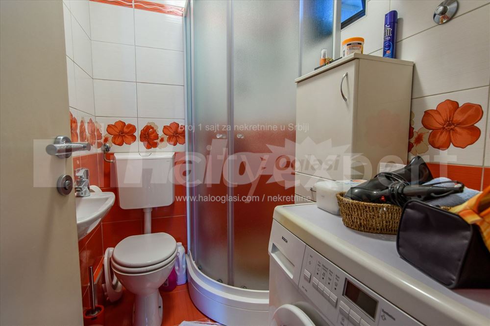 Blok 37a Cetvorosoban Zuta fasadna cigla — 6