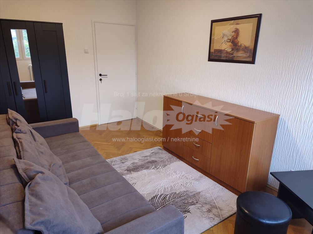 Blok 4, Pariske komune, 2.5 renoviran — 13