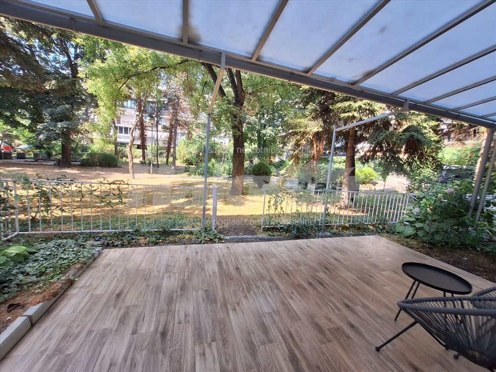Blok 45 – Kvalitetno opremljen stan 53m² sa BAŠTOM — 2