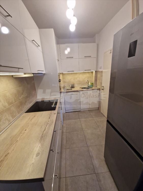 Blok 45 Novi Beograd, odlična lokacija, namesten — 5