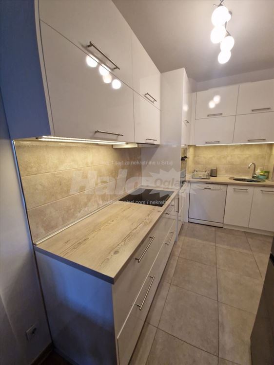 Blok 45 Novi Beograd, odlična lokacija, namesten — 6