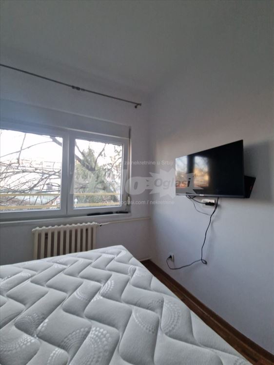 Blok 45 Novi Beograd, odlična lokacija, namesten — 7