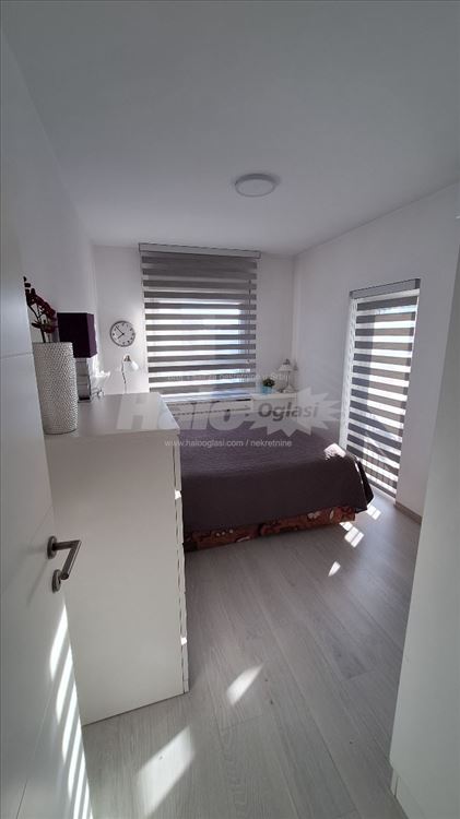 Blok 61, 87kvm, lux renoviran,  odmah useljiv — 15