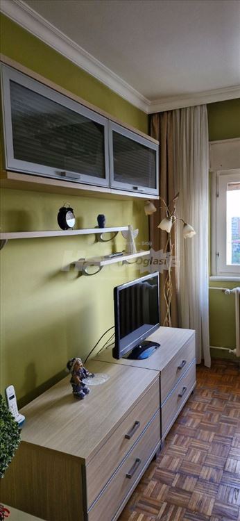 Blok 61, izdavanje, 2.5, 68 m2 odmah useljiv — 3