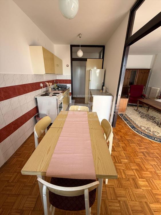 Blok 61, trosoban, 84 m2, vlasnik — 5