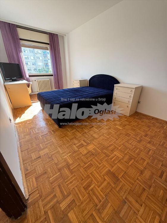 Blok 61, trosoban, 84 m2, vlasnik — 11
