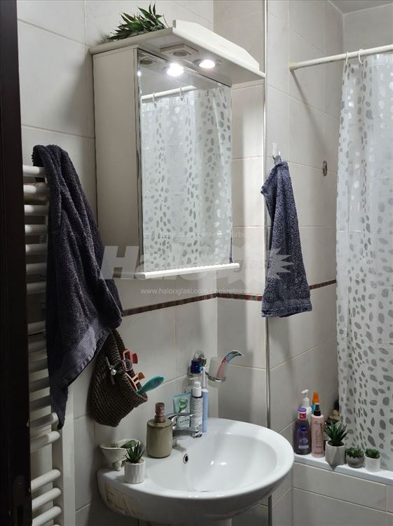Blok 63, prkoputa TC Piramida, 35 m² — 11
