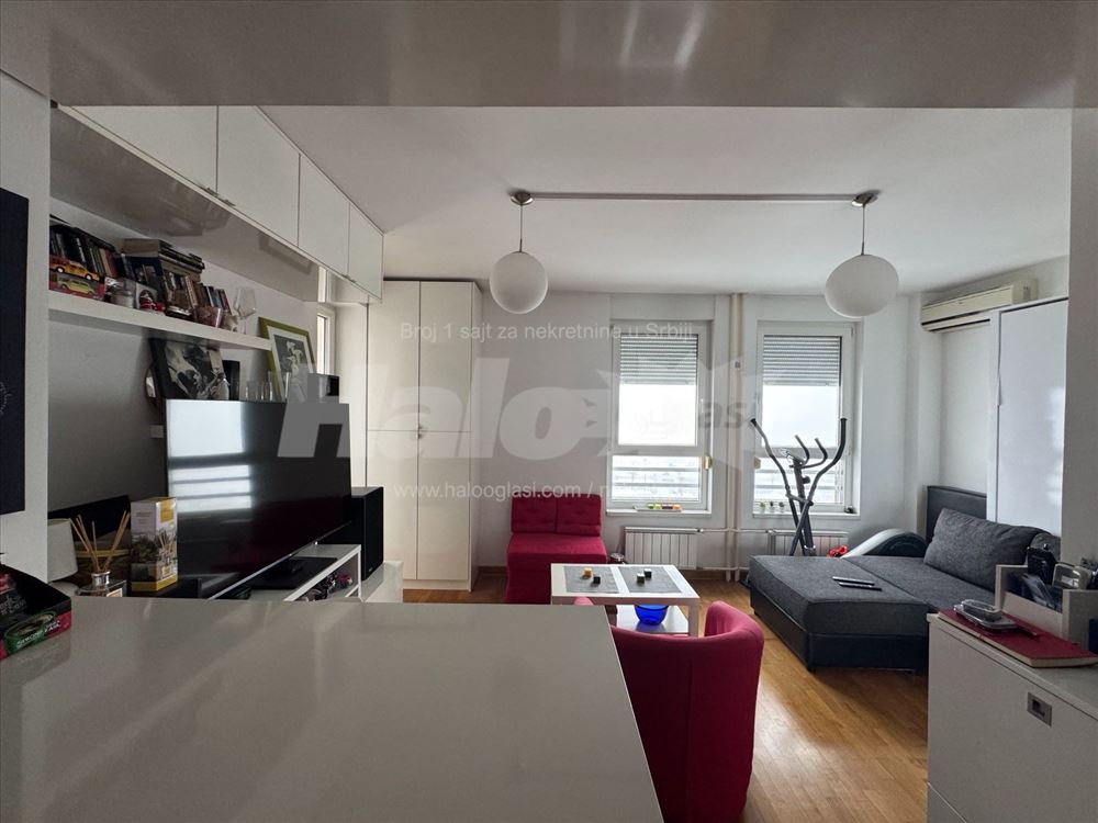 Blok 67, 0.5 garsonjera, 31 m² — 3