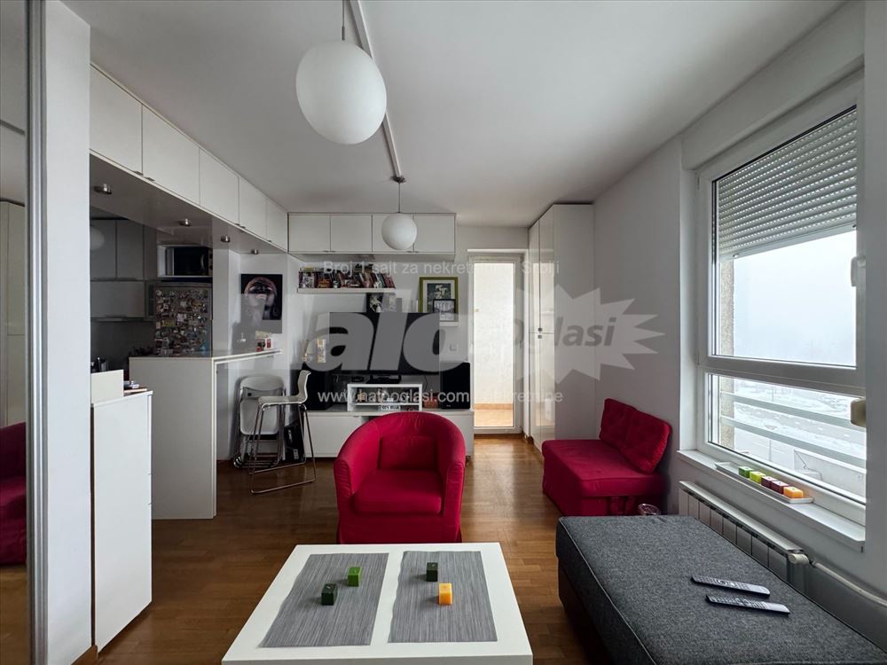 Blok 67, 0.5 garsonjera, 31 m² — 4