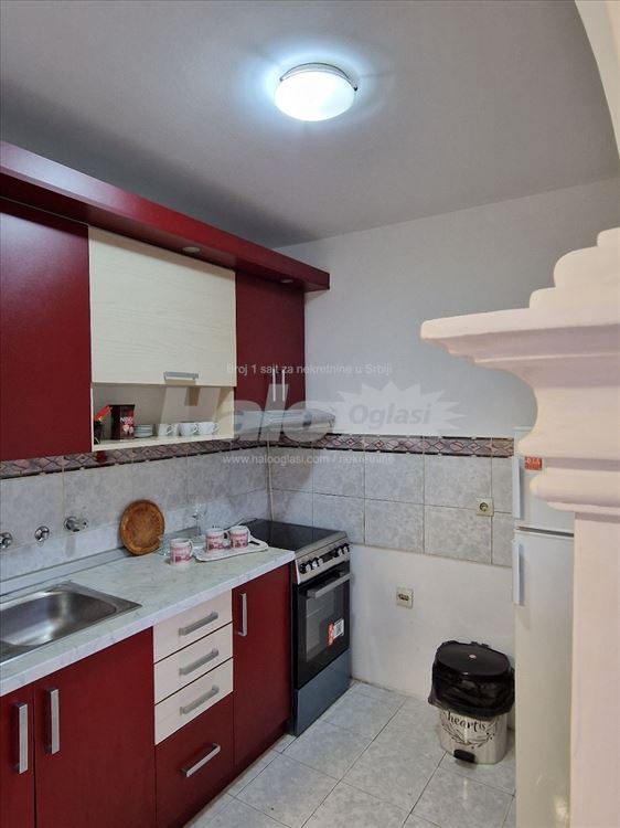 Blok 70, renoviran, četvorospratnice — 7