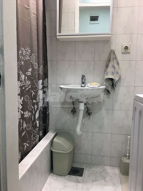 Bogoslovija, Garsonjera 19m2, izdajem — 11