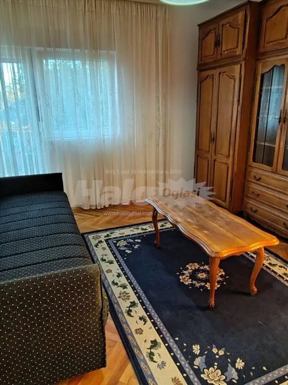 Borča centar III, dvosoban stan — 5