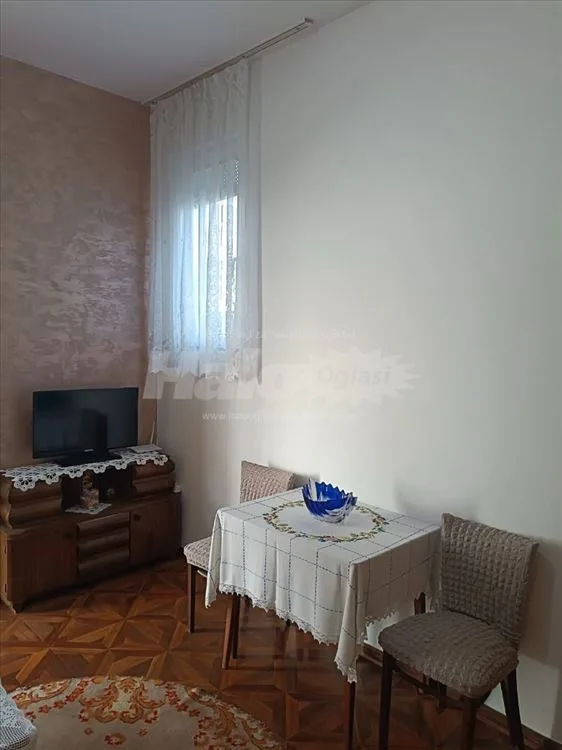 Borča, garsonjera — 8