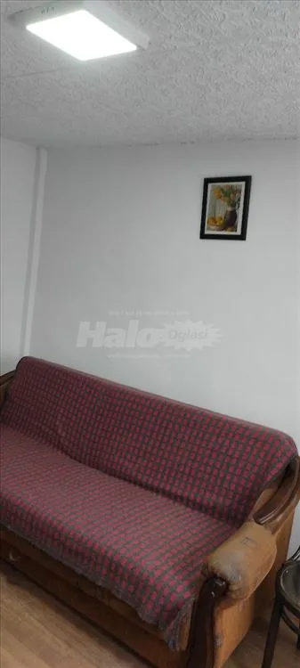 Borča, izdajem garsonjeru — 11