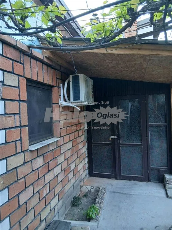 Borča, naselje Pretok, jednosoban 30m2 — 2