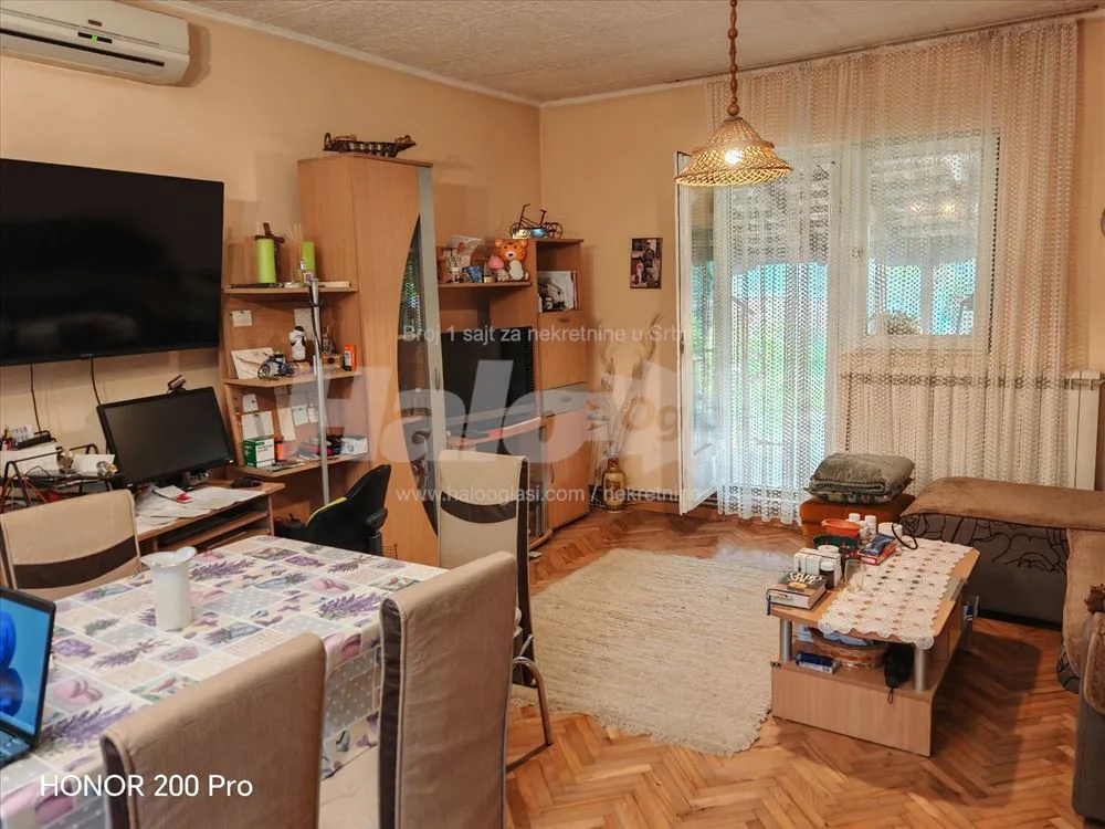 Borča, Palilula, Beograd — 12