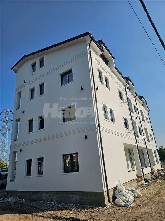 Borča TOP lokacija uknjižena novogradnja — 5