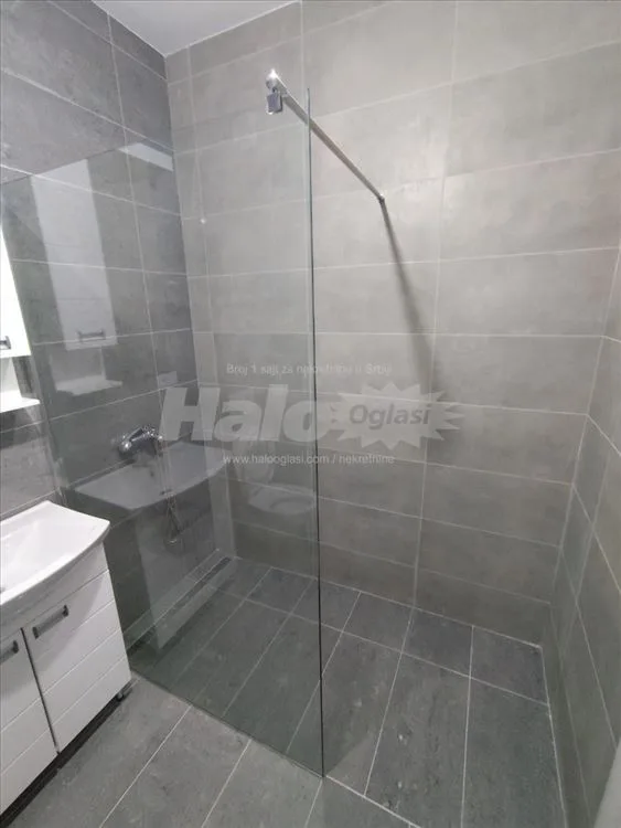 Borča,novogradnja 86m²,4-soban,dvorište,uknjižen — 14