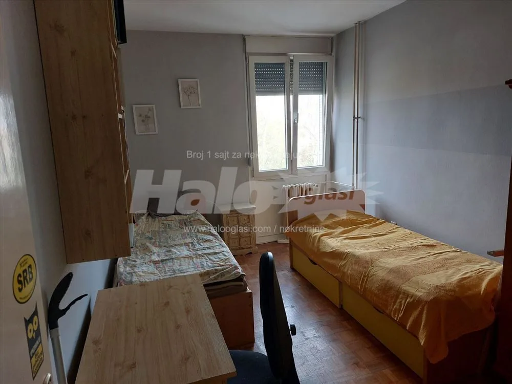 borca 3 dvoiposoban 70m2 — 9