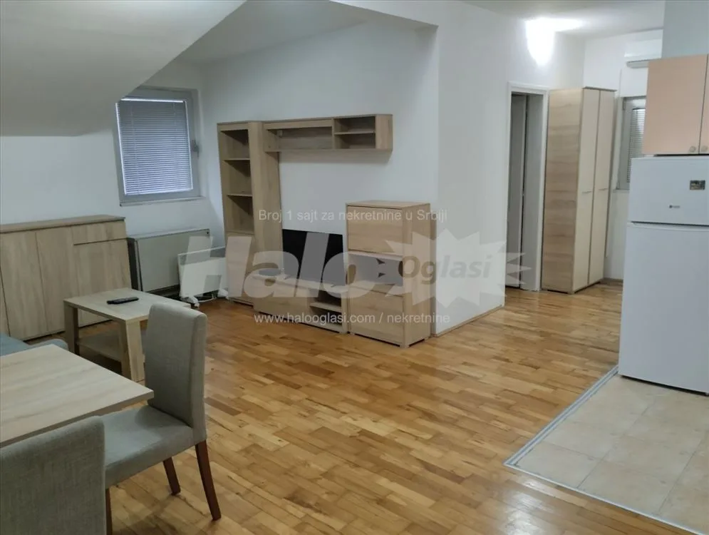 Borca - lep kompletno namesten stan, aut 95,96,85 — 14