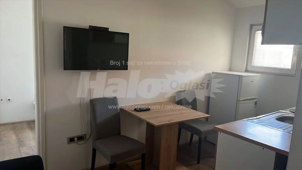 Borča-nov lep namesten stan,kod Skroz Dobre Pekare — 15