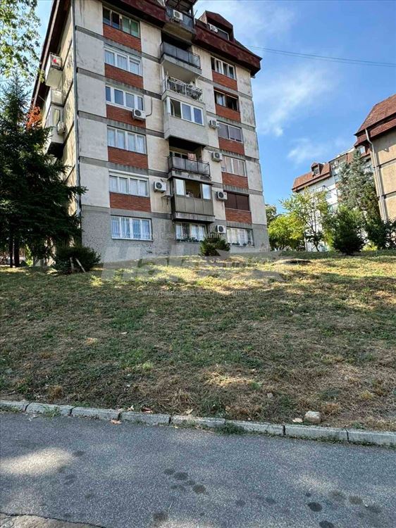 Borska ulica, uknjizen stan 72kv — 3