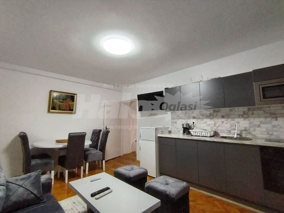 Botanička bašta, dvoiposoban stan — 7