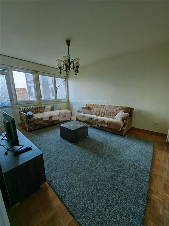 Braće Jerković, CG, topla voda, 55m2, 2.0 — 8