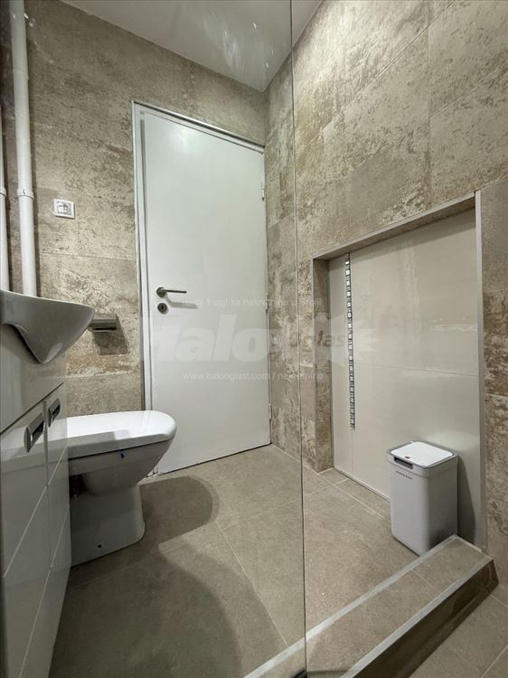 Budite prvi stanar — 9