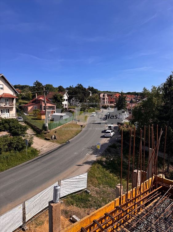 Bulevar JNA Jajinci 42m2 — 8