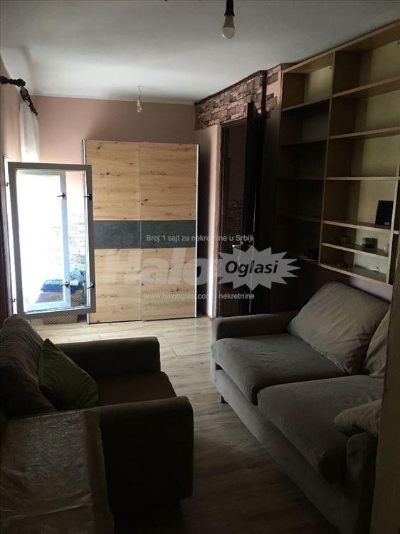 Bulevar K.Aleksandra Ustanicka okretnica kod Lidla — 11