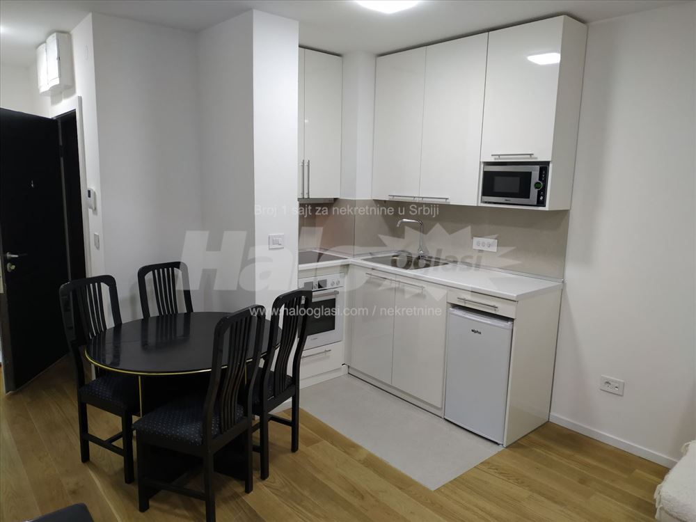 Bulevar kralja Aleksandra 452, nov, recepcija 24/7 — 2