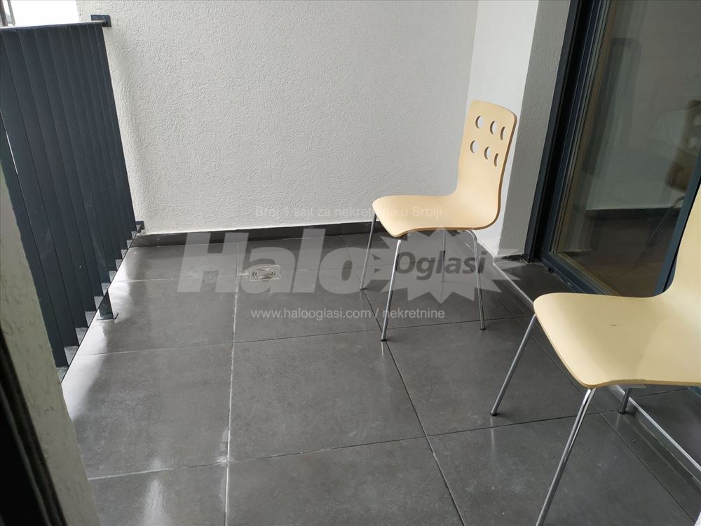 Bulevar kralja Aleksandra 452, nov, recepcija 24/7 — 12