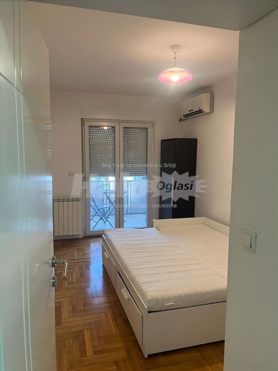 Bulevar kralja Aleksandra, dve spavaće sobe — 11