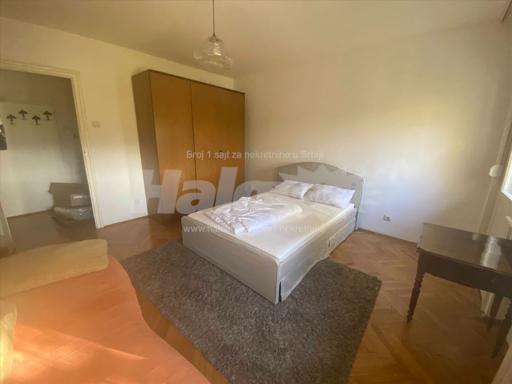 Bulevar oslobođenja, Vračar,Hram, 56m2, sa garažom — 11