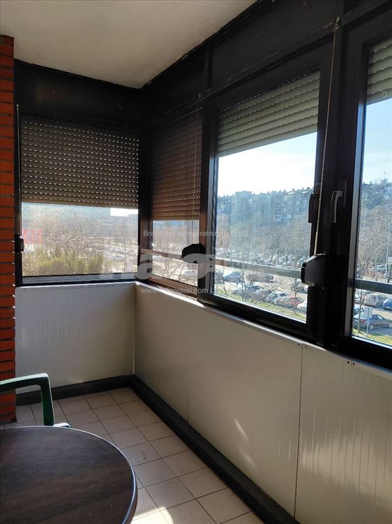 Bulevar Zorana Djindjića blok 21 — 11
