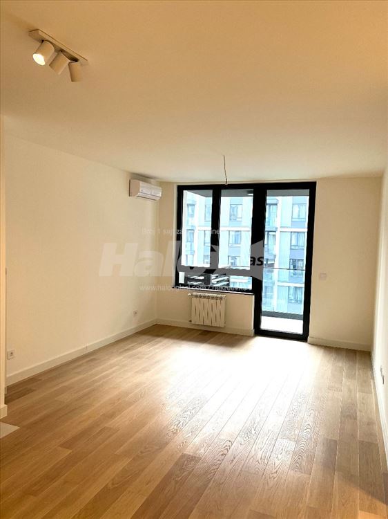 BW Eterna, 56 m2, IV sprat, sa jednim GM — 4