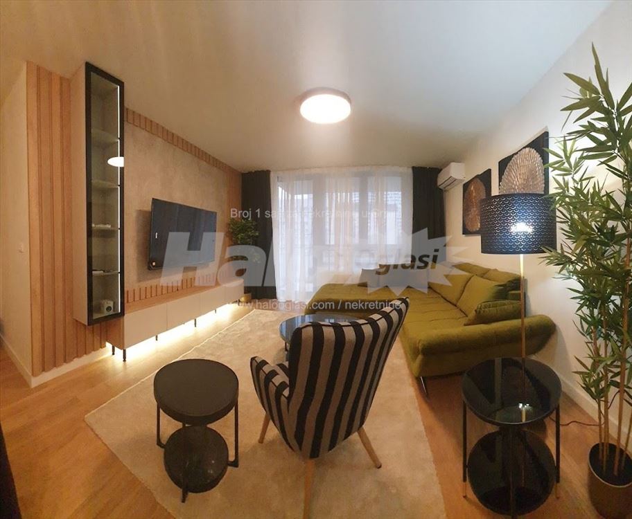BW Sensa: 2 Bedroom Cozy Retreat & 2 Parking Lots — 3